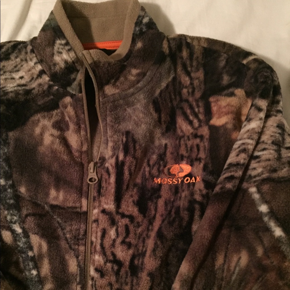 Mossy Oak fleece jacket